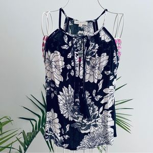 L. A. Hearts Navy & White Floral Top / M